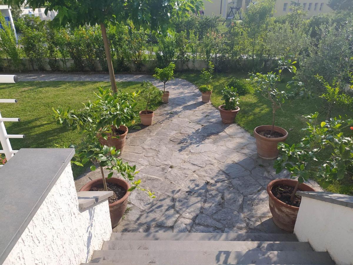 קמאיורה B&B Villa La Bouganville מראה חיצוני תמונה