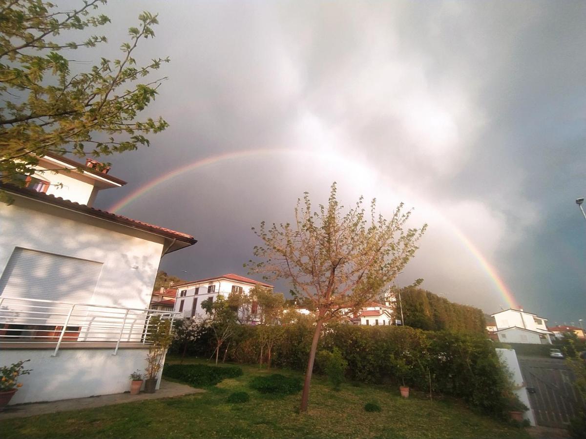 קמאיורה B&B Villa La Bouganville מראה חיצוני תמונה